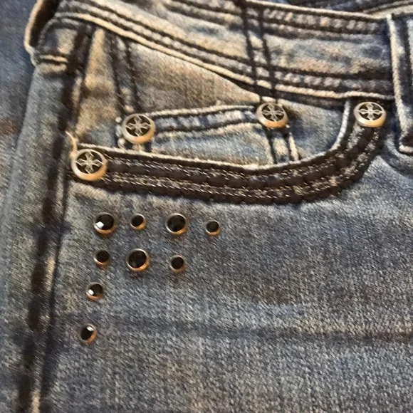 Affliction Jeans. Size 30. Smoke and pet free home - Picture 7 of 12